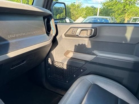 Used 2023 Ford Bronco Black Diamond AWD/4WD image 20