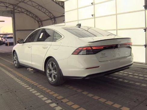 Used 2024 Honda Accord Sport image 5