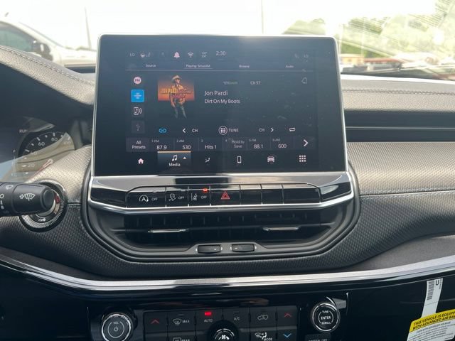 New 2026 Jeep Compass Latitude AWD/4WD image 19