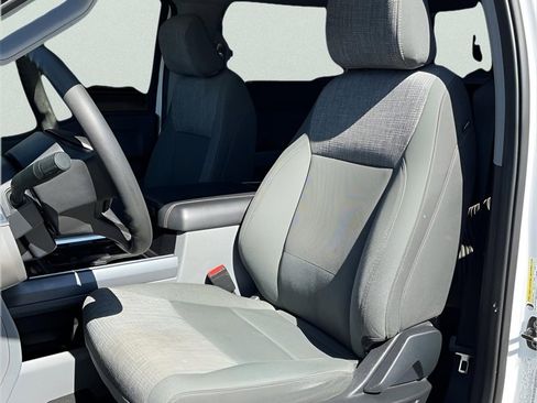 Certified 2024 Ford F250 XLT w/ FX4 Off-Road Package image 27