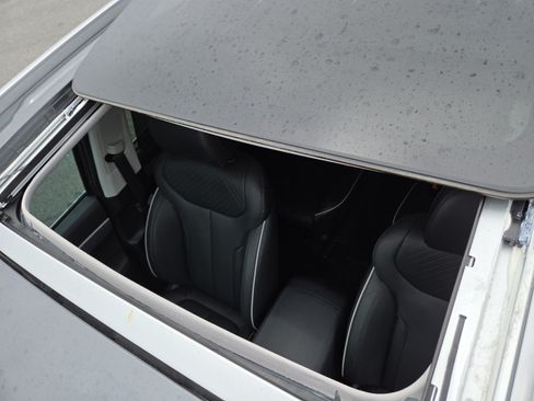 Used 2025 Hyundai Palisade SEL FWD image 3