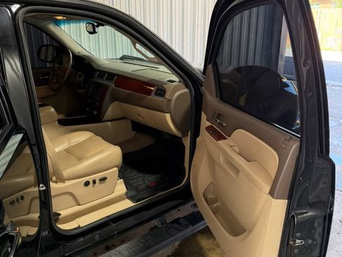 Used 2012 Chevrolet Silverado 1500 LTZ w/ LTZ Plus Package AWD/4WD image 18
