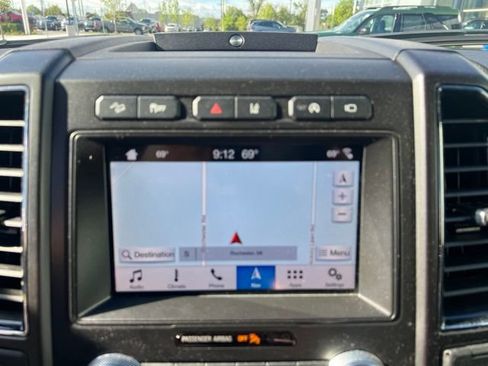 Used 2019 Ford Expedition Limited w/ Special Edition Package AWD/4WD image 32