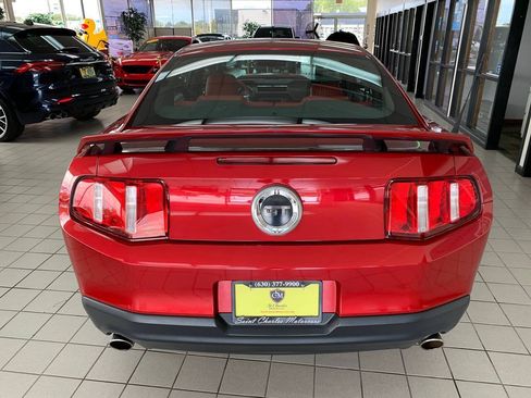 Used 2010 Ford Mustang GT RWD image 7