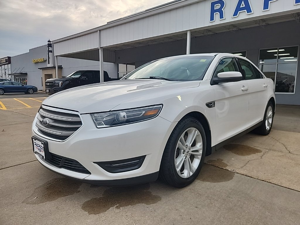 Used 2016 Ford Taurus SEL w/ Equipment Group 201A FWD image 3