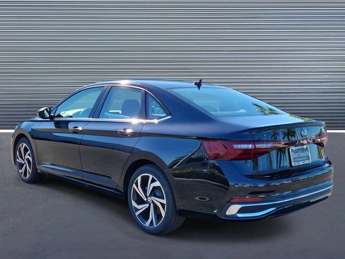 New 2026 Volkswagen Jetta SEL FWD image 4