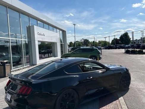 Used 2017 Ford Mustang GT Premium w/ Black Accent Package RWD image 6