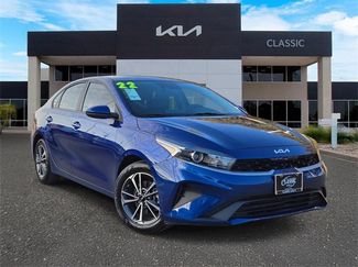 Used 2022 Kia Forte LXS video 1