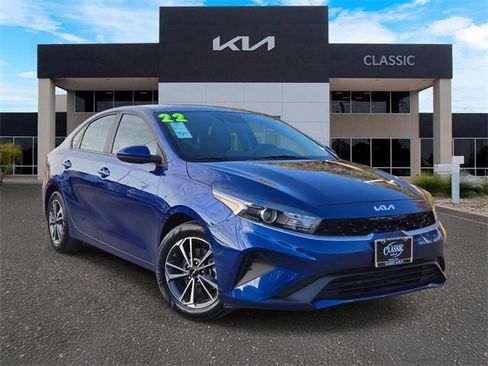 Used 2022 Kia Forte LXS image 1