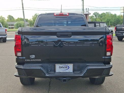 Used 2024 Chevrolet Colorado Trail Boss w/ Advanced Trailering Package AWD/4WD image 5