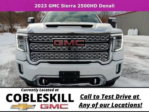 Used 2023 GMC Sierra 2500 Denali image 10