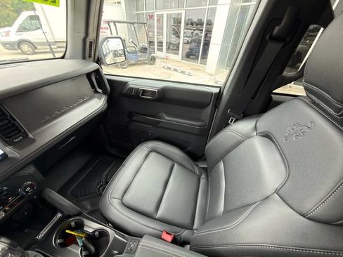 Used 2025 Ford Bronco Badlands AWD/4WD image 22