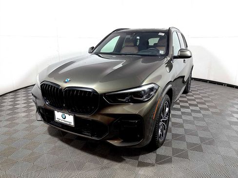 Used 2023 BMW X5 M50i w/ Parking Assistance Package image 3
