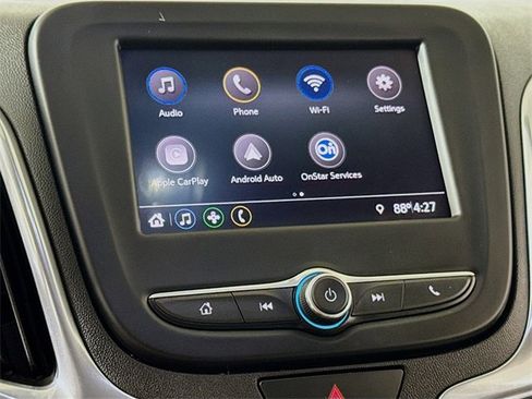 Used 2020 Chevrolet Equinox LT image 12