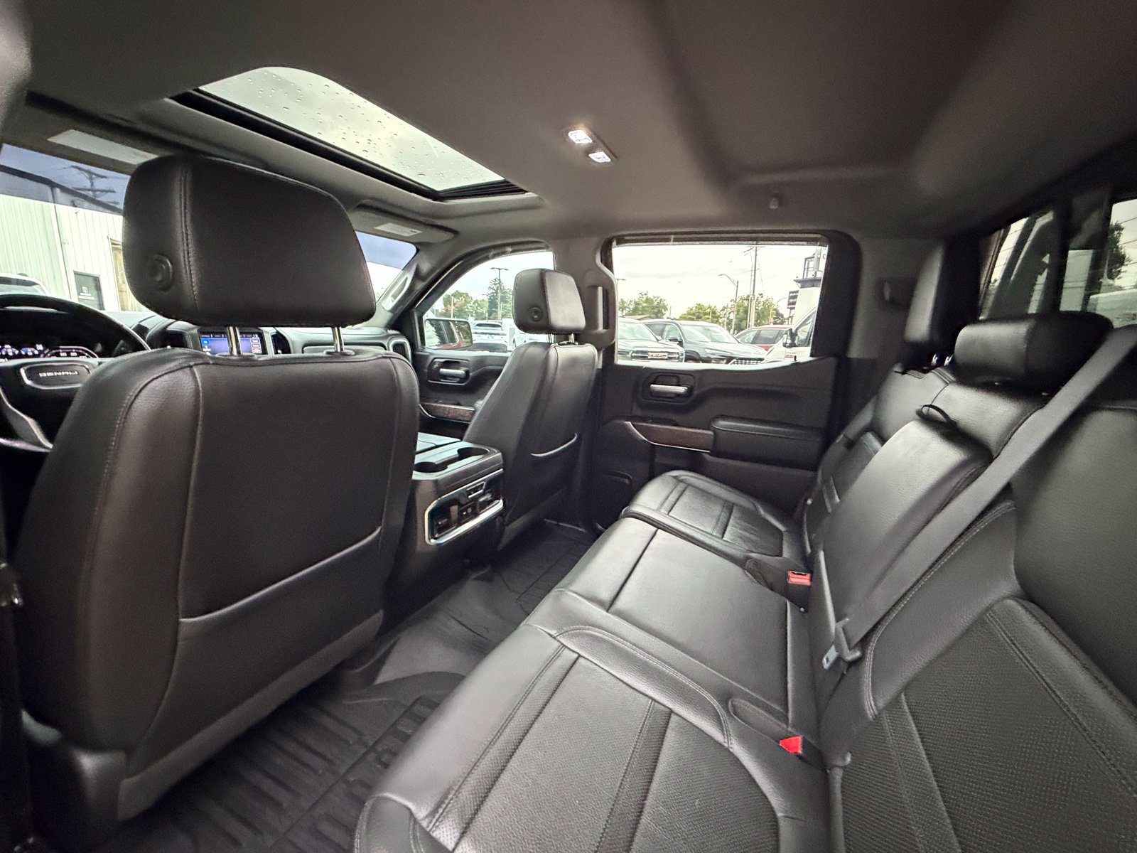 Used 2020 GMC Sierra 1500 Denali w/ Denali Ultimate Package AWD/4WD image 16