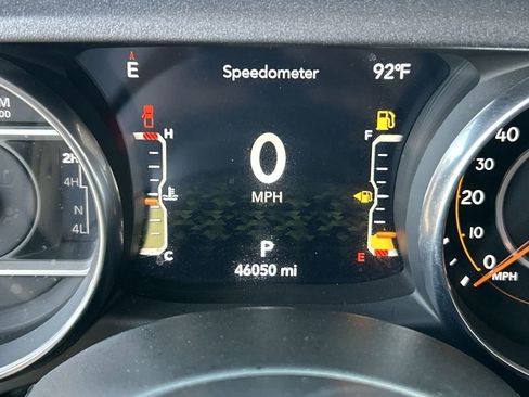 Used 2023 Jeep Gladiator Mojave w/ LED Lighting Group AWD/4WD image 12