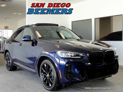 Used 2022 BMW X4 xDrive30i w/ M Sport Package 2 image 1
