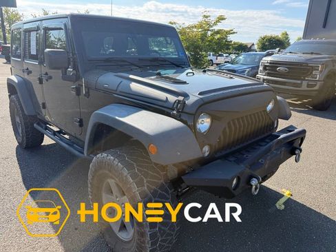 Used 2018 Jeep Wrangler Unlimited Sport S AWD/4WD image 1