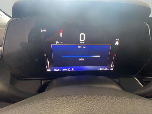 Used 2025 Chevrolet TrailBlazer LT AWD/4WD image 15