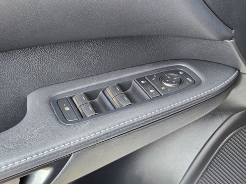 Used 2023 Lexus RX 500h F Sport image 28