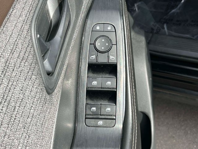 Used 2021 Nissan Rogue S FWD image 26