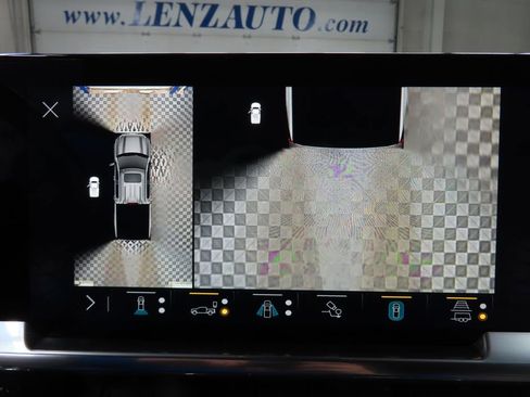 Used 2023 GMC Sierra 1500 SLT w/ SLT Convenience Package image 19