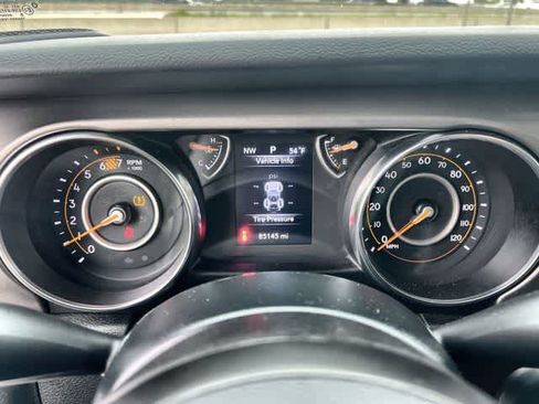 Used 2022 Jeep Wrangler Sport S image 19