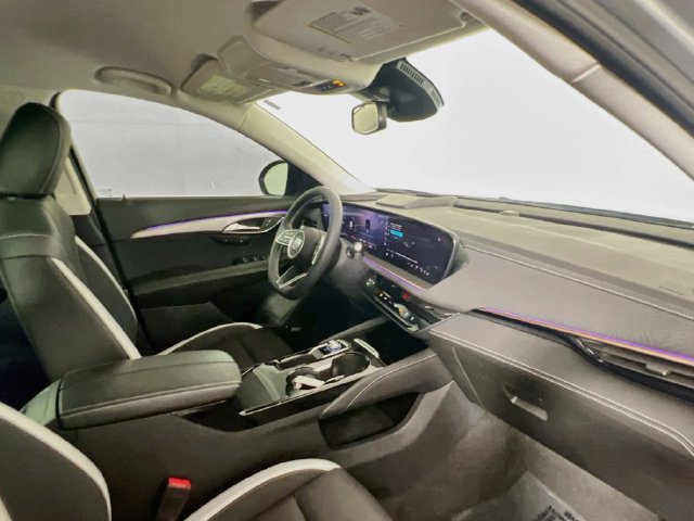 Used 2025 Buick Envision Sport Touring AWD/4WD image 21