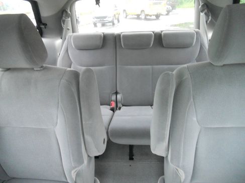 Used 2005 Toyota Sienna LE FWD image 24