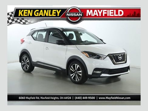 Used 2019 Nissan Kicks SR FWD image 1