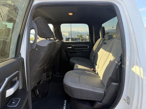 Used 2024 RAM 2500 Big Horn w/ Off Road Package image 4