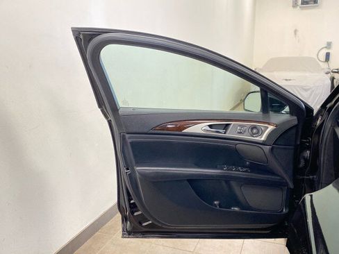 Used 2019 Lincoln MKZ Reserve w/ Reserve Plus Package AWD/4WD image 14