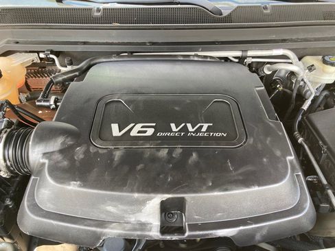 Used 2016 Chevrolet Colorado Z71 image 25