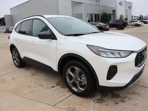 New 2026 Ford Escape ST-Line w/ Tech Pack #1 FWD image 1