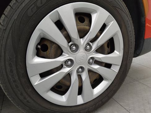 Used 2020 Kia Soul LX FWD image 31