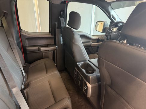 Used 2016 Ford F150 XLT w/ Equipment Group 301A Mid AWD/4WD image 11