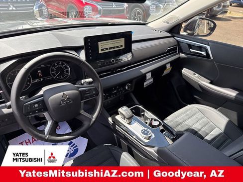 New 2026 Mitsubishi Outlander SE AWD/4WD image 9