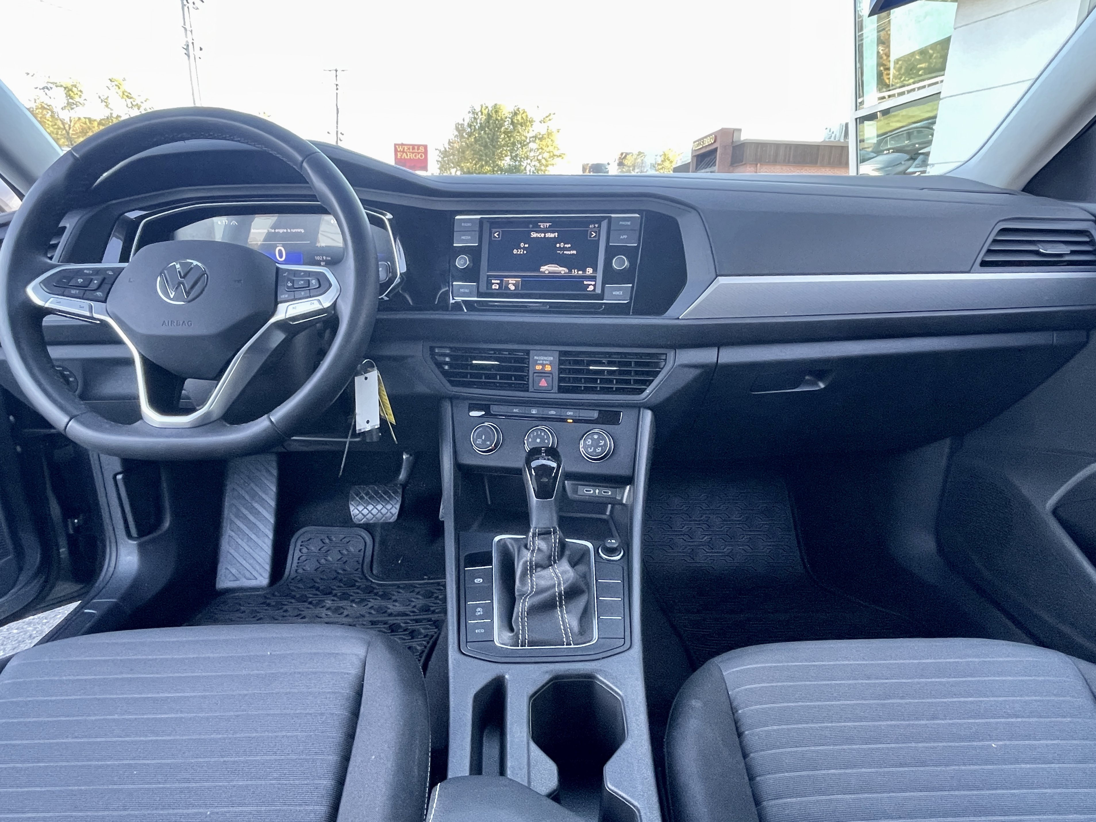 Certified 2024 Volkswagen Jetta S FWD image 8