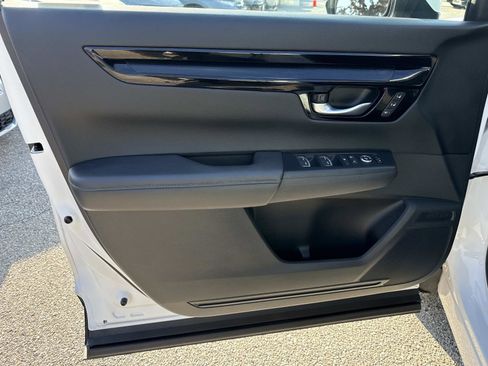 Certified 2024 Honda CR-V EX-L image 17