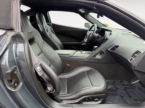 Used 2014 Chevrolet Corvette Base w/ 2LT Preferred Equipment Group image 17