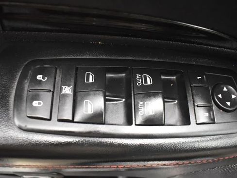 Used 2012 Dodge Durango R/T w/ Leather Interior Group image 22