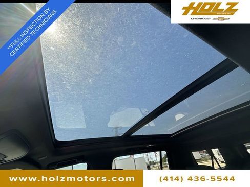 Certified 2022 Chevrolet Suburban High Country w/ Premium Package AWD/4WD image 18
