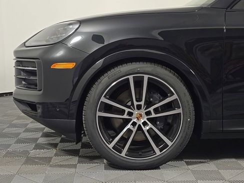 New 2026 Porsche Cayenne Coupe AWD/4WD image 11