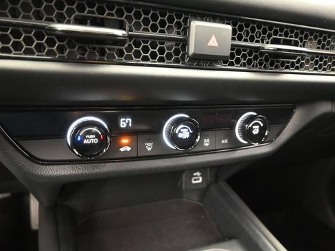 Used 2023 Honda HR-V LX image 13