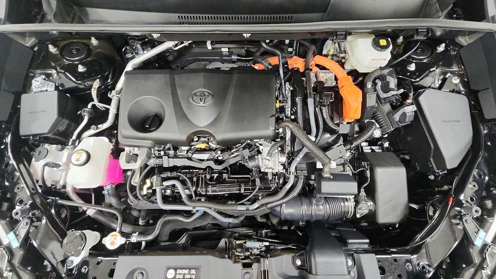 Certified 2024 Toyota RAV4 LE AWD/4WD image 30