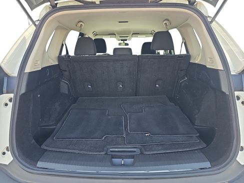 Used 2021 Nissan Rogue S AWD/4WD image 25