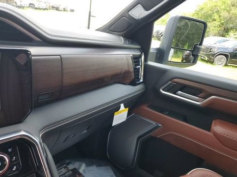 New 2026 GMC Sierra 3500 Denali Ultimate AWD/4WD image 27