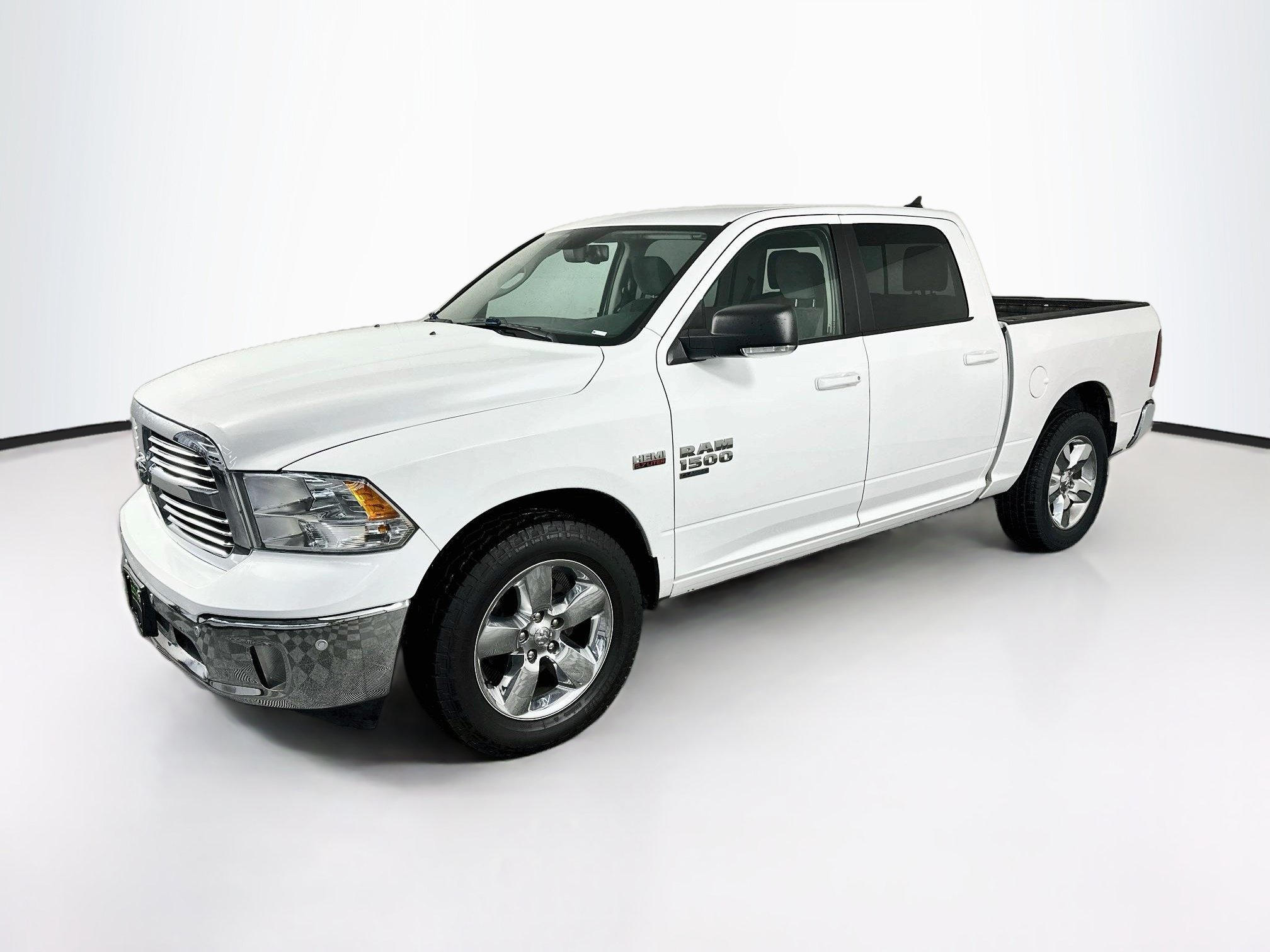 Used 2019 RAM 1500 Lone Star RWD image 3