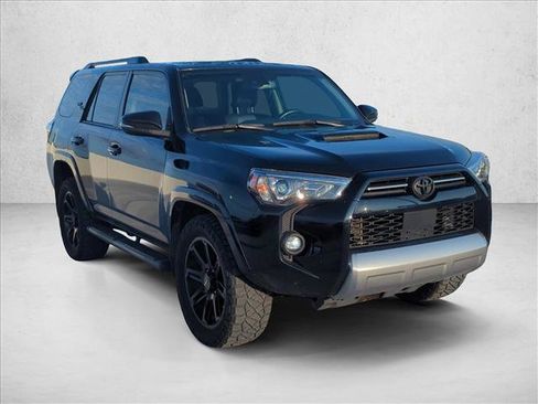 Used 2023 Toyota 4Runner TRD Off-Road Premium w/ Moonroof Package AWD/4WD image 4