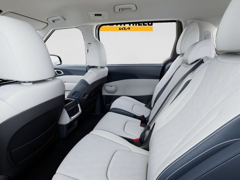 New 2026 Kia Carnival EX FWD image 18